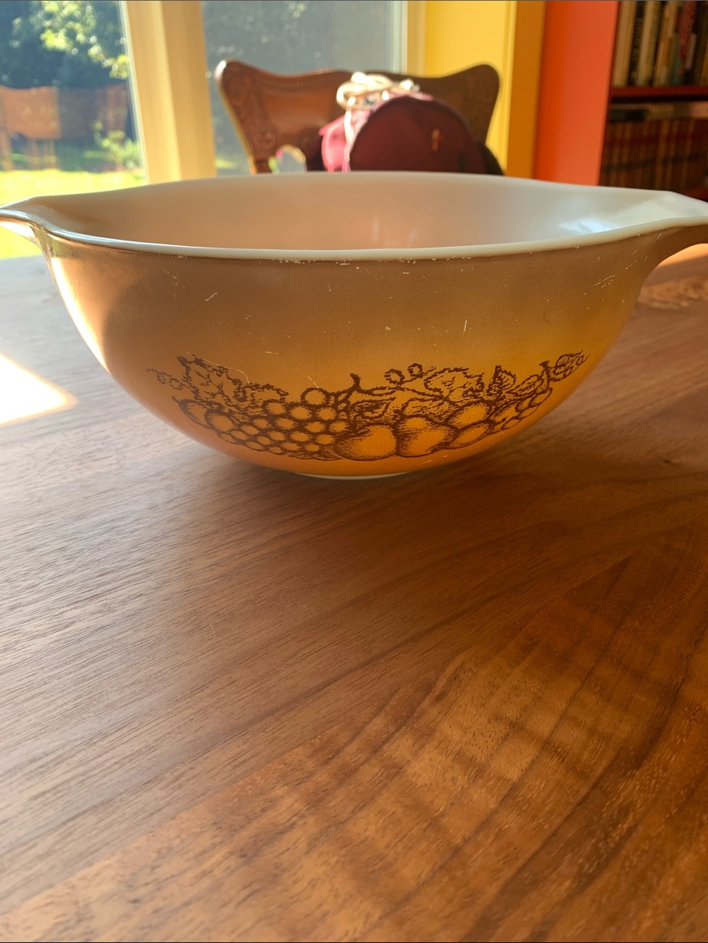 Vintage Pyrex Old Orchard Cinderella 443 2 1/2 Quart Bowl